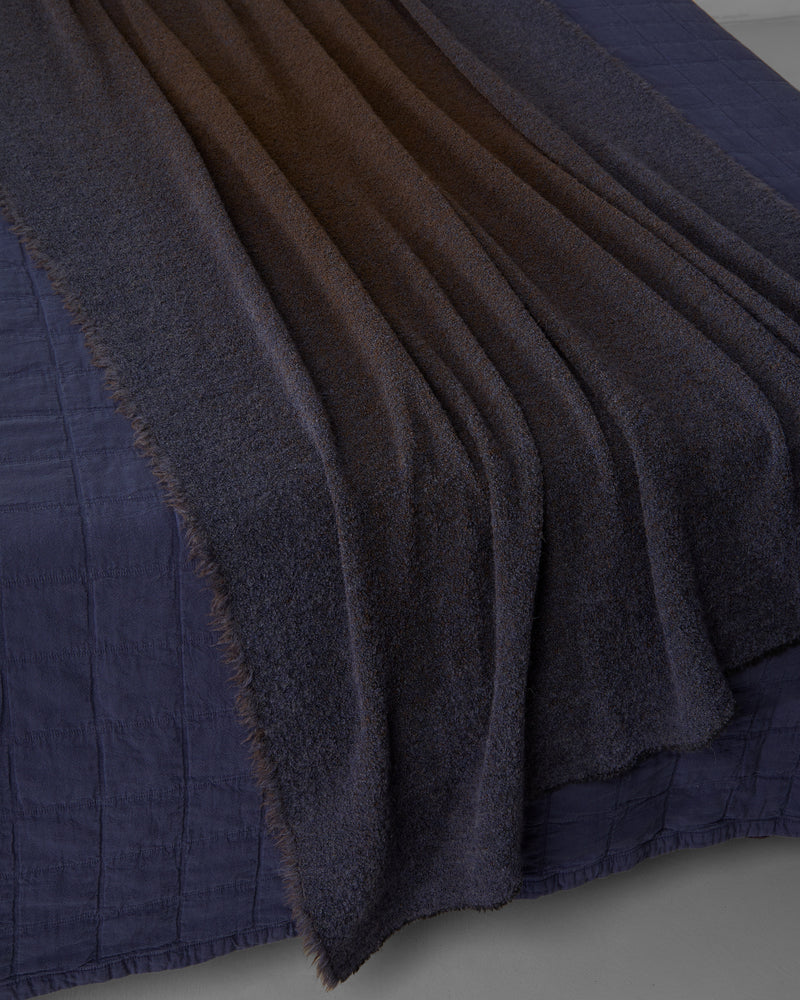 Nuance Throw